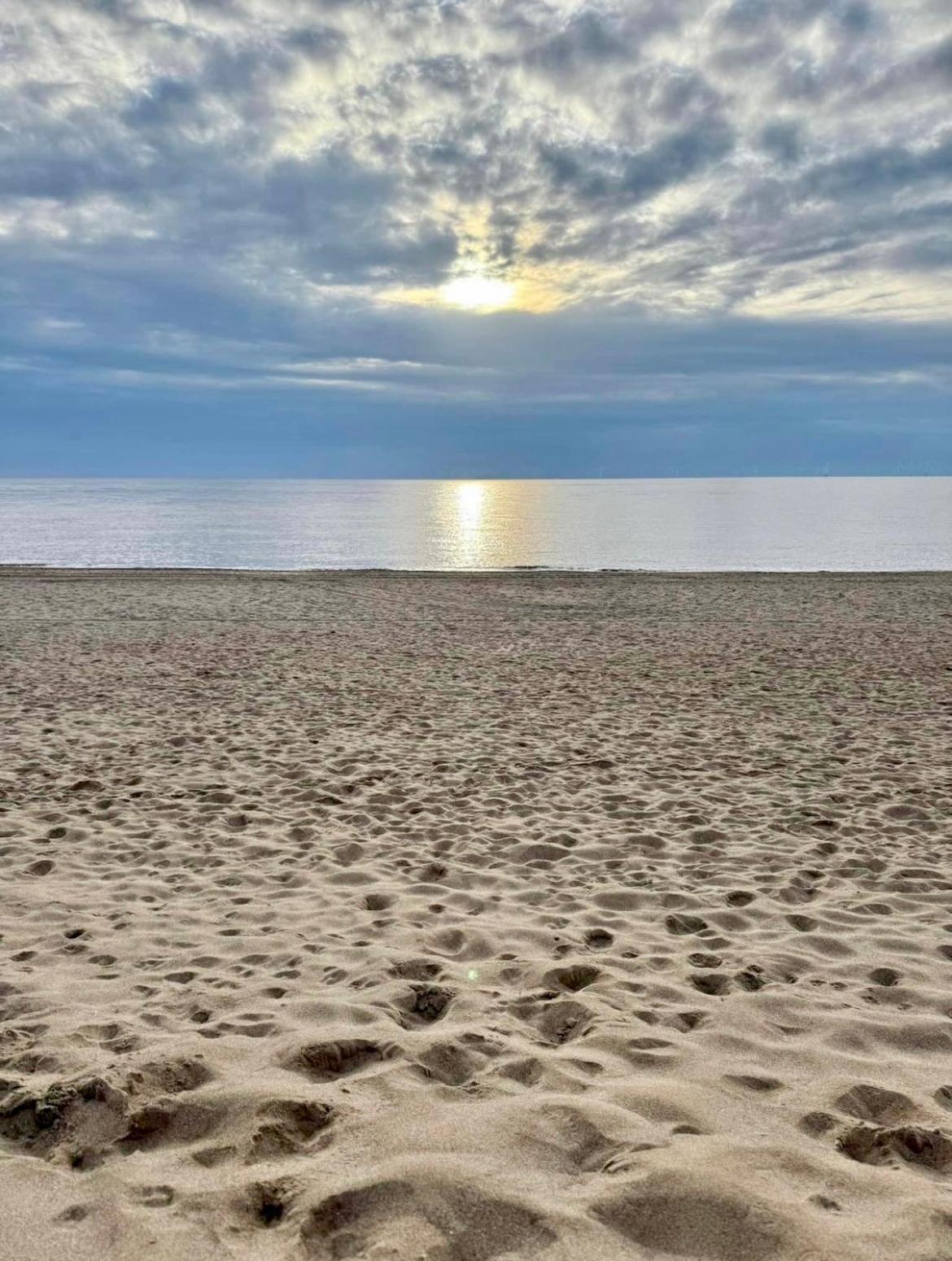 Coastal Lodge, Cherry Park, Chapel St Leonards - Nr Chalet