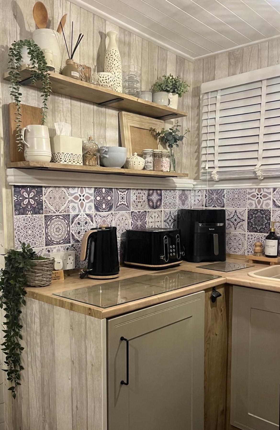 Coastal Lodge, Cherry Park, Chapel St Leonards - Nr Chalet *